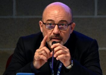 Ministerul Energiei din Italia speră ca un investitor străin să cumpere rafinăria Lukoil din Sicilia