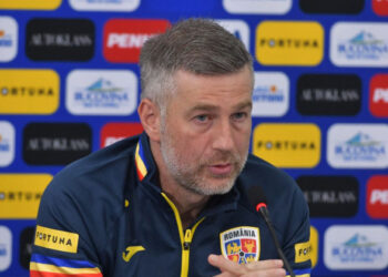 Edward Iordănescu înaintea meciului România – Finlanda: „Îmi doresc foarte tare să ne schimbăm gândirea, îmi doresc să fim mult mai combativi, cu alt spirit, cu altă personalitate în joc, efectiv să ne sacrificăm pentru rezultat”