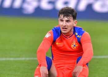 Ianis Stoica face bătături pe banca de rezerve a FCSB-ului, regretând că nu a fost transferat în această vară: „E clar că era mai bine să merg undeva să joc