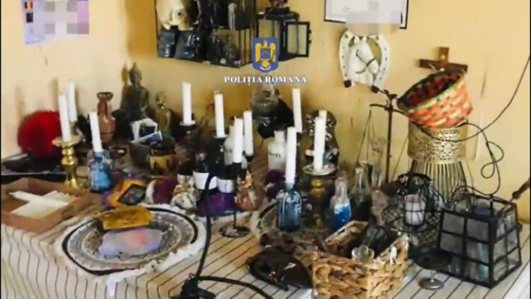 Un minor a fost săltat de polițiști după ce a păcălit-o pe o tânără de 20 de ani. Victima a plătit 50.000 de lei pentru ritualuri oculte