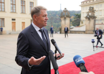 Klaus Iohannis, despre plafonarea temporară a prețului la gazele naturale la nivelul UE: „Eu din februarie spun că trebuie făcut ceva, propunerea mea, dacă vă amintiţi, a fost să despărţim piaţa gazului de piaţa electricităţii”
