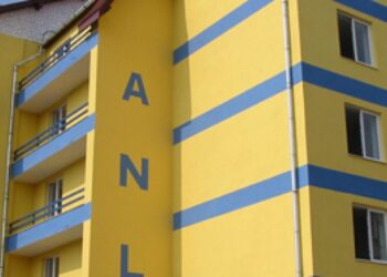30 de locuințe pentru tineri au fost recepționate de ANL în orașul Cristuru Secuiesc din județul Harghita