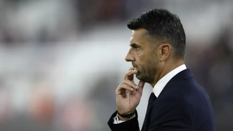 Nicolae Dică, după ce FCSB a fost bătută cu 5-0 de Silkeborg: „Nu m-am gândit să demisionez”