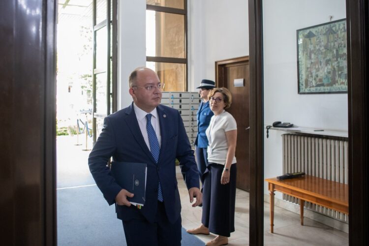 Ministrul Bogdan Aurescu va avea o rundă de consultări politice bilaterale cu ministrul afacerior externe și europene Jean Asselborn