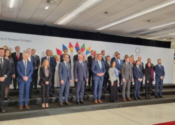 Secretarul de stat Ionuț Săvoiu, la reuniunea miniștrilor transporturilor din UE: „România este interesată și întreprinde demersurile necesare pentru construcția unei rețele de cale ferată de mare viteză transfrontalieră care să lege Portul Constanța”