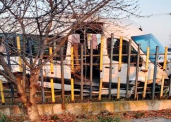 Nouă persoane au fost rănite în urma unui accident rutier pe raza comunei Cotești