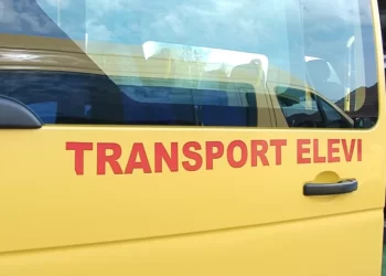 Guvernul a aprobat suma forfetară pentru asigurarea transportului elevilor navetiști