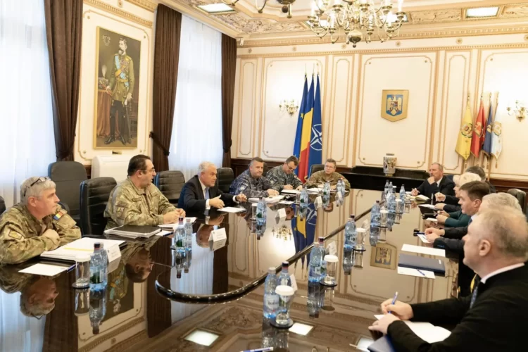 Ministrul Apărării Naționale s-a întâlnit cu reprezentanții Avioane Craiova SA