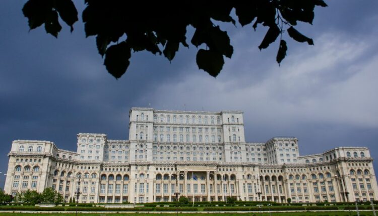 Ședință comună în Parlament în vederea consolidării egalității de gen în România