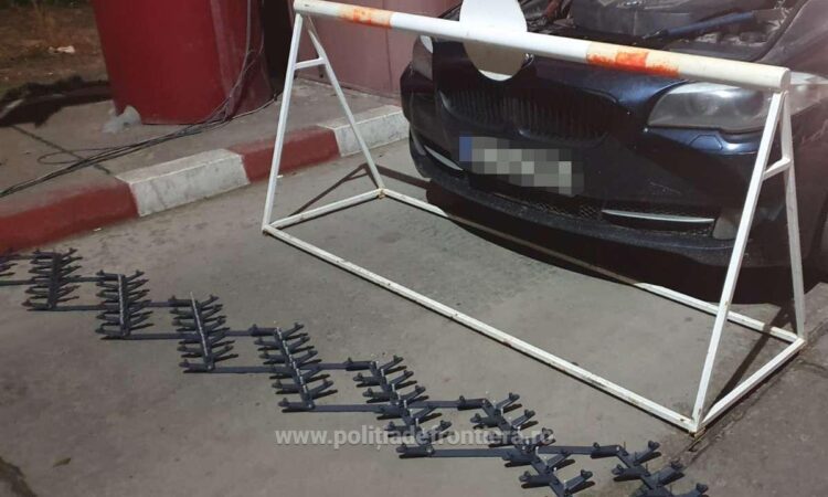 Mașină blindată cu țigări de contrabandă, depistată de polițiștii de frontieră din PTF Stânca