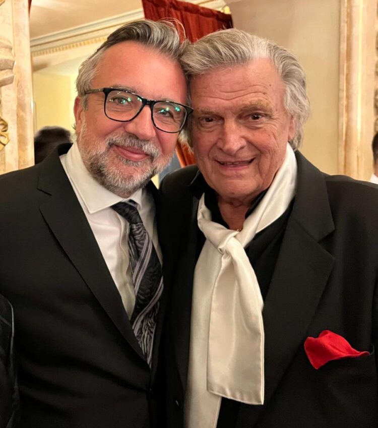 Ministrul Culturii, de ziua actorului Florin Piersic: ”Pentru tot ceea ce sunteți și ați făcut pentru cultura română, vă urez sănătate, liniște și gânduri bune, Maestre”
