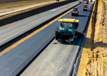 Ministerul Dezvoltării, prin programul „Anghel Saligny”: peste 228 milioane lei pentru investiții în drumuri, poduri și canalizare