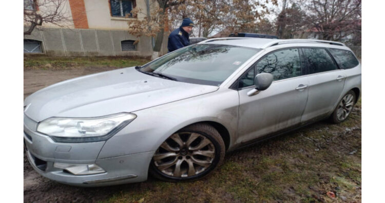 Un autoturism căutat de autoritățile din Italia a fost descoperit în PTF Albița