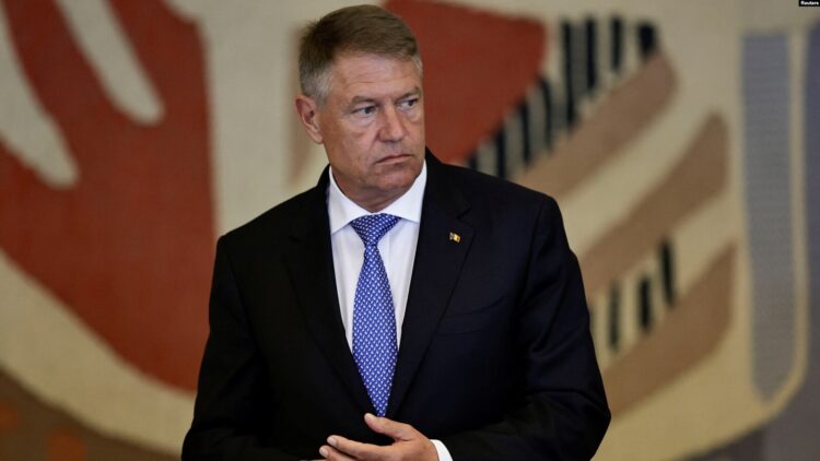 Iohannis, conștient că românii nu vor accepta căsătoriile între persoanele de același sex: „Este o temă complicată pentru România”