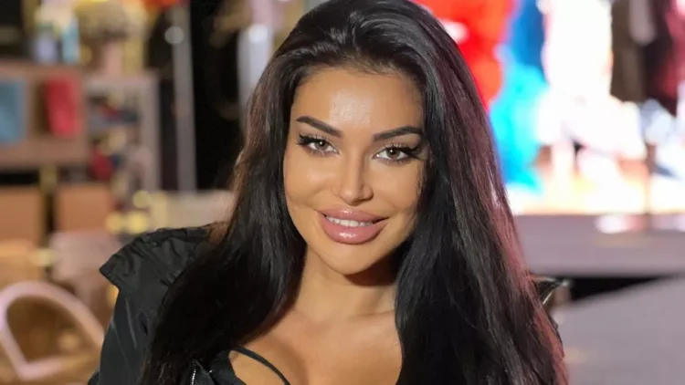 Elena Ionescu de la Mandinga, prima impresie despre familia iubitului grec: „Nu îmi place să vorbesc prea mult despre s…!”