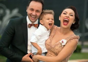 Măruță și Andra nu se mai opresc din a-l împinge pe David de la spate! Șucu l-a acceptat la Rapid București!