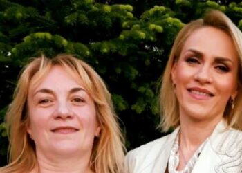 Cine este Nela Vica Andrieș, sora Gabrielei Firea. A făcut șapte controale la azilele groazei, și nu a observat nimic!
