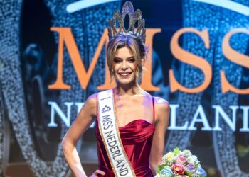 Rikkie Valerie Kollé, prima femeie transgender care a devenit Miss Olanda 2023!