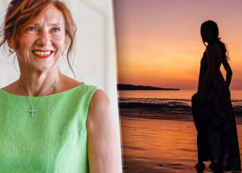 Imaginea MOMENTULUI! Preafrumoasa Carmen Iohannis, fotografiată în COSTUM DE BAIE. A lăsat toate inhibiţiile deoparte!