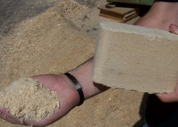 Top 10 sfaturi pentru depozitarea și utilizarea eficientă a brichetelor din rumeguș