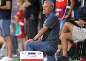 Mircea Rednic a făcut un infarct! A simțit dureri și în timpul partidei cu FCSB!