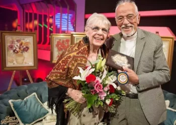 La mulți ani, Ileana Stana Ionescu! Celebra acttiță a împlinit 87 de ani, dar moare de dorul fiului ei plecat în afară!