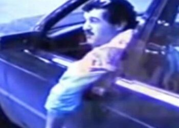 Care a fost prima mașină a lui Gigi Becali. În tinerețe, întorcea toate privirile cu ea!