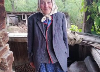 Povestea tristă a unei bătrânici din Alba cu o pensie de doar 15 lei