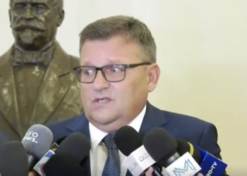 În meteahna și tonul PSD! Marius Budăi și colegul său de partid, primși la vamă într-o mașină furată!