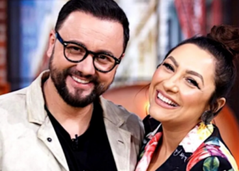 Să îți transformi copiii în vedete și după aia să te superi că lumea îndrăznește să aibă păreri despre talentul lor – asta înseamnă să fii mare vedetă în România!