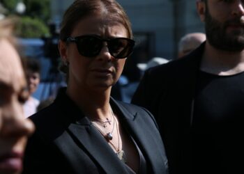 Ce a pus preafrumoasa Anamaria Prodan în pachetele pe care le-a împărțit în memoria mamei sale? „Nu m-a interesat ce comentează lumea!”