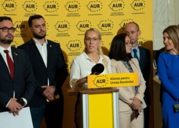 Ioana Ramona Bruynseels (AUR): PSD și PNL, două fosile comuniste ce țin România la marginea Europei! Comasarea, un atac la democrație