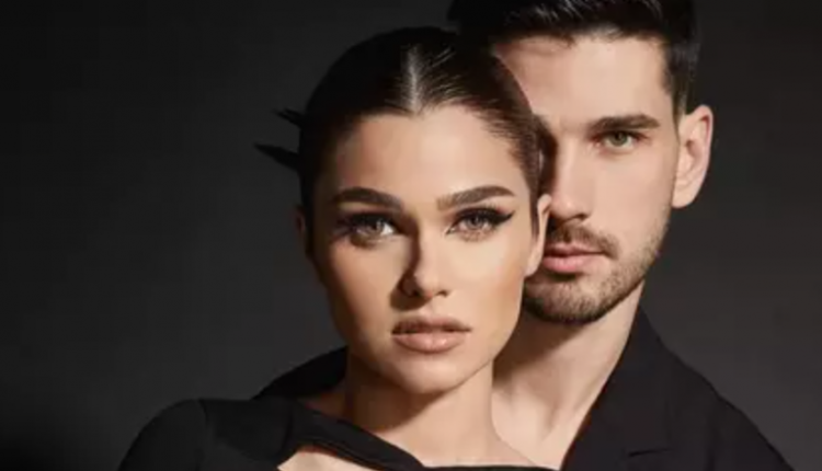 Theo Rose, artista mai talentată și decât Maria Tănase, care știe să cânte toate genurile, a fost cerută în căsătorie de Anghel Damian