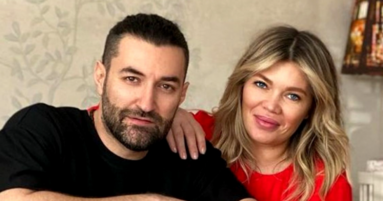 Smiley, cel mai frumos bărbat din România ultimilor 10-15 ani, alaturi de Selly și Alex Velea, și-a surprins soția cu un gest cred el romantic