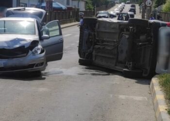 Botoșani: O femeie transportată la spital în urma unui accident auto