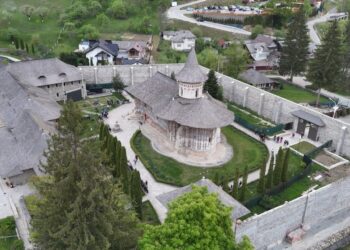 Trei zone din județul Suceava, premiate la gala „Destinația Anului 2024”