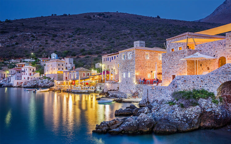 Grecia va introduce o aplicație digitală pentru turiști bazată pe inteligența artificială