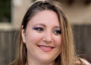 Frumoasa Diana Șoșoacă, care atunci când vrea seamănă cu Gina Lollobrigida în anii de vârf ai carierei, a atras toate privirile la Bruxelles