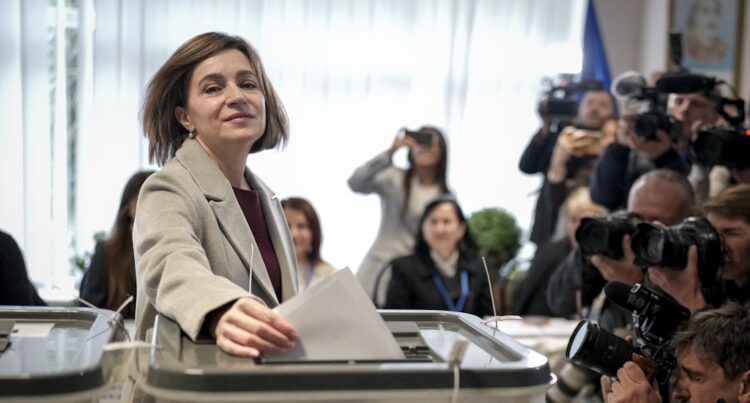 Republica Moldova și-a ales viitorul! Ce scor a obținut Maia Sandu?