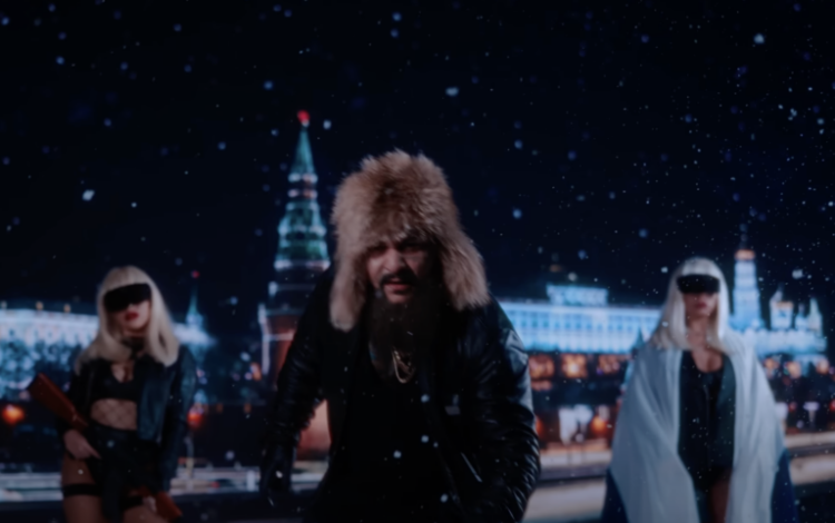 Regele Dani Mocanu lansează o manea cu titlul „Rusia”, împotriva LGBT-ului: „Mai bine rus decât pe dos!”