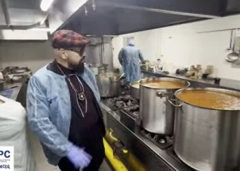 Ce a găsit Piedone prin spitalele României? Produse alimentare neconforme, gramaj cu mult redus
