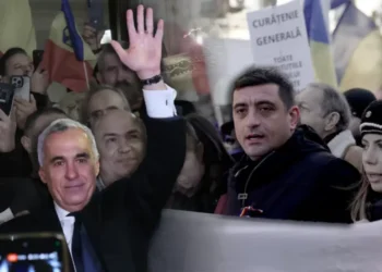 George Simion: „Suntem în legătură și îl susținem pe Georgescu. Asta e lovitură de stat!”