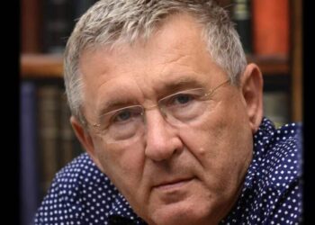 Cornel Nistorescu: „Ne întoarcem la cenzura anilor ’50! Avem multe minţi în ţara asta care progresează cu viteza întunericului”