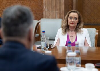 Lasconi: La oraș nu e așa mare nevoie de preoți pentru că sunt psihologi