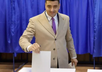 Prezidențiale 2025 | George Simion, pe locul 1 în prima cercetare realizată după rămânerea definitivă a candidaturilor (sondaj CURS)