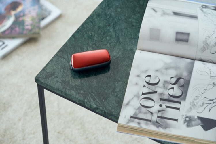 Aprilie e despre ritual și plăcere unică. Ambele sunt semnate de cel mai complex dispozitiv de tutun încălzit