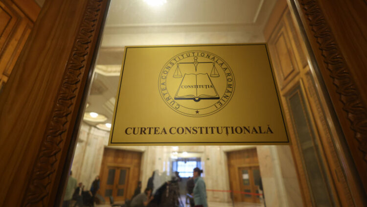 Cererea de anulare a alegerilor, respinsă de CCR! Când are loc validarea voturilor?