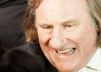 Actorul Gerard Depardieu a fost găsit vinovat de agresiune sexuală!