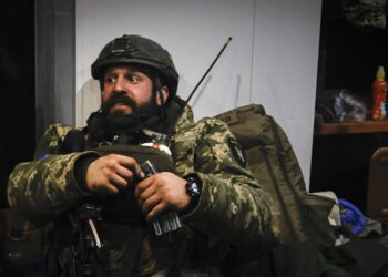 Zelenski le va cere țărilor europene, inclusiv României, să PLĂTEASCĂ salariile militarilor ucraineni!
