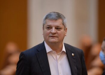 Radu Cristescu: Ultima trăsnaie a hoților de la USR: cetățenii României să suporte cheltuielile cu procesele aleșilor locali